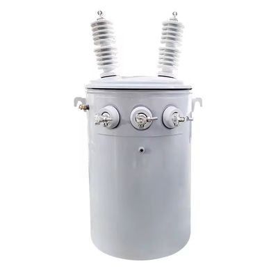 Transformator Fase Tunggal Voltage Output Disesuaikan Transformator Distribusi yang Diisi Minyak